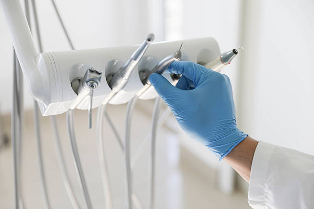 Professional Dental Crowns And Bridges technician working in McLendon-Chisholm, TX